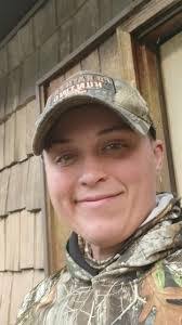 Amanda Sines's Instagram, Twitter & Facebook