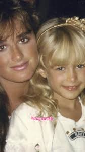 Paris Hilton Cornelius