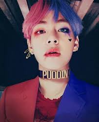 He can possess a totally different persona, from being cute to being extremely hot. Image About Kpop In Kim Taehyung V By â„³axie