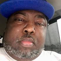 Dennis Zeek's Instagram, Twitter & Facebook