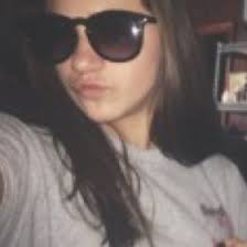 Anna Priest (priestannaa)