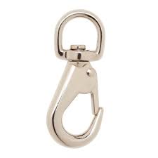 The spring loaded latch makes connecting and disconnecting easy. Crown Bolt 3 4 In X 3 3 8 In Stainless Steel Swivel Snap Hook 64144 The Home Depot