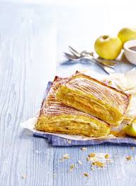 Dessert Aux Pommes Recette De La Pompe Aux Pommes Auvergnate Recette Recettes De Cuisine Cuisine Actuelle