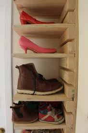 Etagere A Chaussures In 2020 Diy Schuhregal Schuhregal Und Holzschuhregal