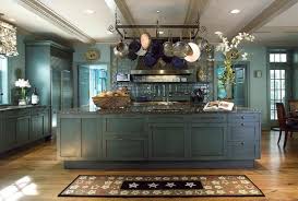 Now and again we love to feature country homes around the world, in particular when we come across them via… 77 Cute French Country Kitchen Colors