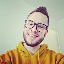 Julien HESS, 40 ans (LONGJUMEAU, VERSAILLES)