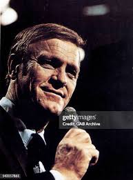 1,131 Ed Arnold Photos & High Res Pictures