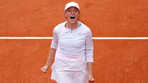 Learn the biography, stats, and games schedule of the tennis player on scores24.live! Profil Iga Swiatek Petenis Remaja Juara French Open Yang Memiliki Sosok Unik Sport Tempo Co
