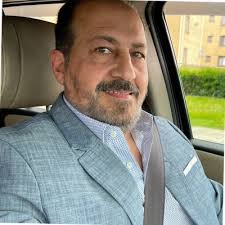 Working for the right boss makes all the difference.😁