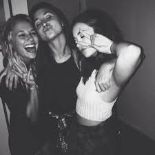 Black And White Best Friends Goals Amanda Steele Friend Photos Friends Photography Best Friend Photos