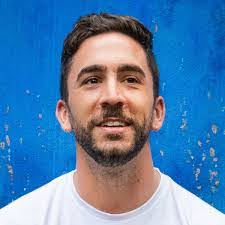 Michael Constable's Instagram, Twitter & Facebook