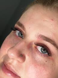 Hey guys I'm a beginner lash technician looking models who want their  eyelash done, if you would like too see more content head to  Lashboutique.bya