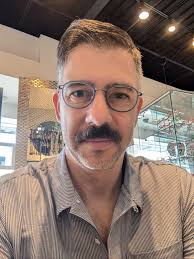 Ekte' briller er dyre, men gøy. : r/glasses