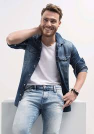 Ay yapım'ın yapımcılığını üstlendiği, yeni nesil online televizyon puhu. Kerem Bursin Wallpapers Wallpaper Cave