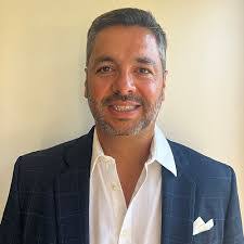 Gerardo Roque's Instagram, Twitter & Facebook