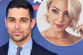 Actor wilmer valderrama answers curly's most pressing questions. Wilmer Valderrama 39 Reportedly Dating Model Amanda Pacheco 28