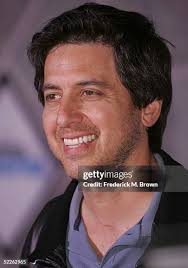 Actress Mung-Ling Tsui attends the film premiere of "The Pacifier" at...  News Photo