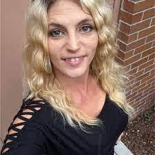 Charlotte Yeager's Instagram, Twitter & Facebook