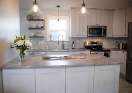 10 Beautiful Kitchens With Laminate Countertops Diy Kitchen Renovation Kitchen Remodel Countertops Kitchen Renovation