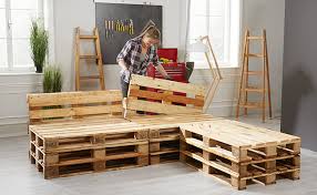 Um palettenmöbel zu bauen, kannst du europaletten (europoolpaletten) nutzen. Palettenmobel Selber Bauen Momax Blog