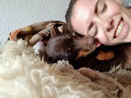 Zwei, die sich gut verstehen: DOS MAS und SCAVI & RAY verlosen ein  unwiderstehliches Package für Euren Mädelsabend. Einfach Beitrag liken,  kommentieren und Eure Mädels verlinken. Viel Glück! :-)  Teilnahmebedingungen: https://www.facebook.com/notes ...