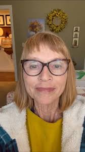 Bret Lott knows how to make a woman cry. Possibly a man, too. I know he's  cried (sobbed, he admitted) when reading Leif Enger's book, Peace Like a  River. I already liked