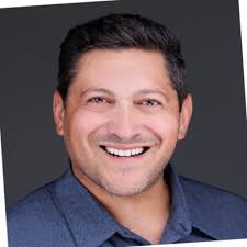 I want to take a moment to recognize my mentor and give kudos to the best  leader I've ever had the privilege of working with—Axel Anderson. To know  Axel is to love