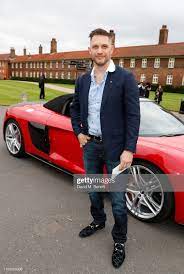 London England 11 05 2019 Tom Hardy Arrives At The Audi Sentebale Concert At Hampton Court Palace On June 11 2019 In London Tom Hardy Tom Hardy Hot Hardy