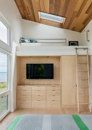 Sopra letto, sotto cabina armadio. Idee Salvaspazio Mettere Il Letto Sopra L Armadio