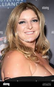 Hannah Peragine's Instagram, Twitter & Facebook