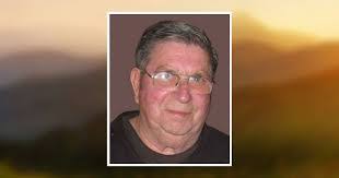 Elijah Hurst's Instagram, Twitter & Facebook