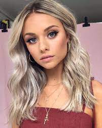 One Of The Most Common Questions I Get Asked Is How Long Do I Take For Hair And Makeup Timing For Hair And Mak Blonde Hair Blue Eyes Hair Beauty Hair