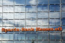 Fonds ist nicht gleich fonds: Frankfurt Deutschland September 11 Titel Sparda Bank Hessen Auf Der Fassade Einer Bank Gebaude Fur Eine Bank Die Am 11 September In Frankfurt Am Main Von Der Absturz Des Finanzsystems Betroffen