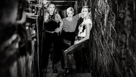 THE CHICKS – TAKING THE LONG WAY