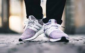 The retail price tag is set at. Adidas Ultra Boost 4 0 White Multi Color Review