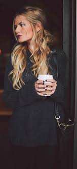 Pin By Angela Watson On Hair And Makeup I Love Beautiful Blonde Hair Barefoot Blonde Beautiful Blonde