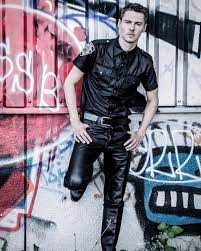 My Pic From 2014 Really Fun Looks Hahahahha Misterleather Leather Gayleather Leatherjack Mens Leather Pants Mens Leather Clothing Tight Leather Pants