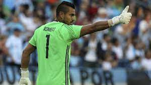 Chiquito romero, el ex arquero de la selección argentina, queda libre del manchester united y con 34 años se encuentra en buena edad para pegar la vuelta a su país. Romero Regresa Como Capitan As Argentina