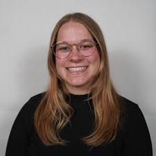 I started my new position today as a Marketing Specialist Intern with  Soshaul Logistics. This is a fully remote position, but I was still able to  see the team this morning over