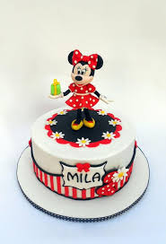 Wanted to make it extra girlie for her. Superb Minnie Mouse 2nd Birthday Cake Between The Pages Blog