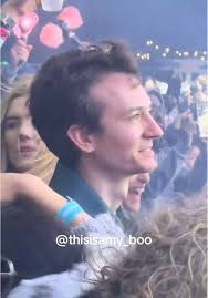 Lisa and Jennie Coachella 2025 Wall Paper Frederick