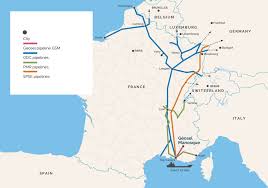 .s'approvisionne en pétrole brut pour ses raffineries en bavière (allemagne) et à cressier (près de neuchâtel, en suisse) où elle fabrique des produits comme l'essence, le diesel et le mazout. Penurie D Essence Les Raffineries En Greve Et A L Arret Vers Un Blocage Total Reformedesretraites Initiative Communiste