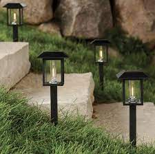 A Set Of Led Pathway Lights To Ensure You Won T Trip Over Your Own Feet While Letting Your Dog In And Out Of The Yard Pathway Lighting Led Pathway Lights Outdoor