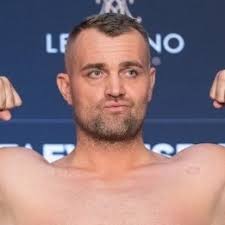 Christian Hammer vs. Pavel Sour, BFC 4