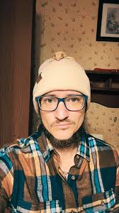 Wife ended up with this one today from lake house exotics and Tim Oswald.  Love the lil one from Jason and Leslie with scales of steele but went this  route instead. |