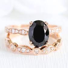 Grace Solitaire Bridal Set In Bezel Scalloped Band W Black Spinel And Diamond Spinel Engagement Rings Rose Gold Engagement Ring Bridal Ring Sets