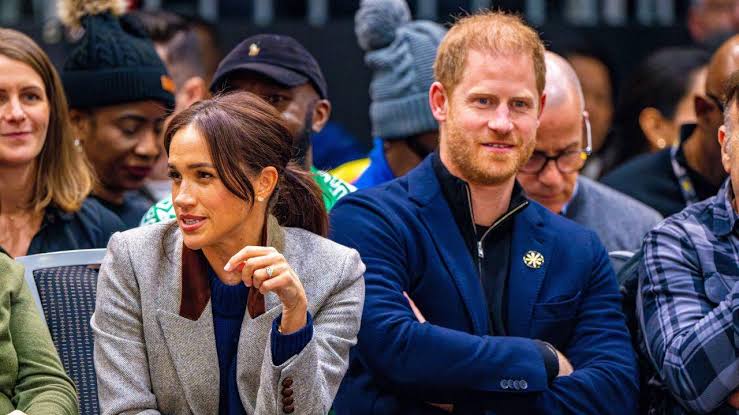 Meghan Markle and Prince Harry Urged to 'Disappear Professionally' After  Their Girl Scout Cookie Documentary Fails at Box Office, Royal Expert Says  - Yahoo Style Canada