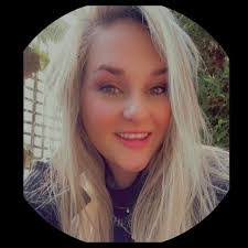 Robin Barth's Instagram, Twitter & Facebook