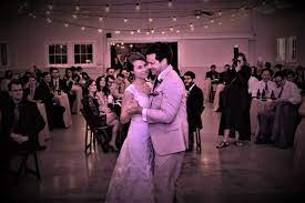 The Greenway Dairy Barn In Fort Mill Sc Firstdance Scpartydj Wedding Venues Barn Wedding First Dance