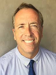 Edward Lavelle's Instagram, Twitter & Facebook